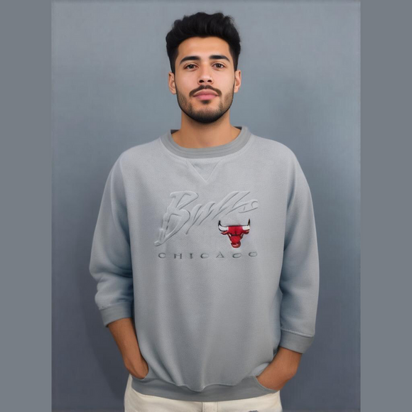 Vintage Lee Sports  gray Chicago Bulls crew neck XL sweater - Picture 1 of 14